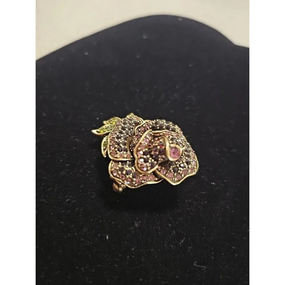 Heidi Daus Rose‎ Brooch Pin. Vintage. Lovely